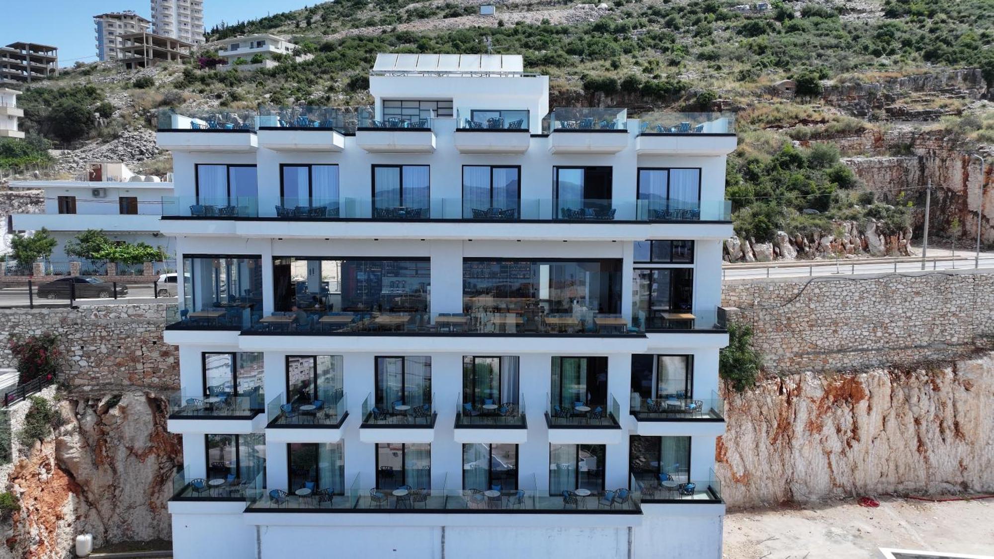 Litan 4* Sarandë